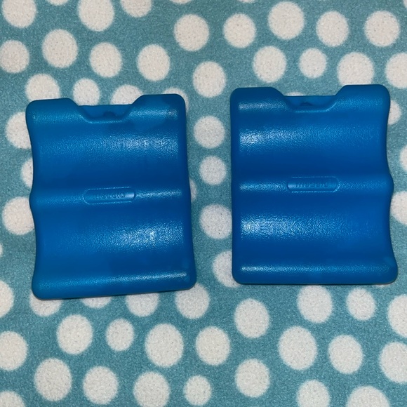 Modella breast milk cooler with extra ice pack (2 total) - Picture 5 of 6